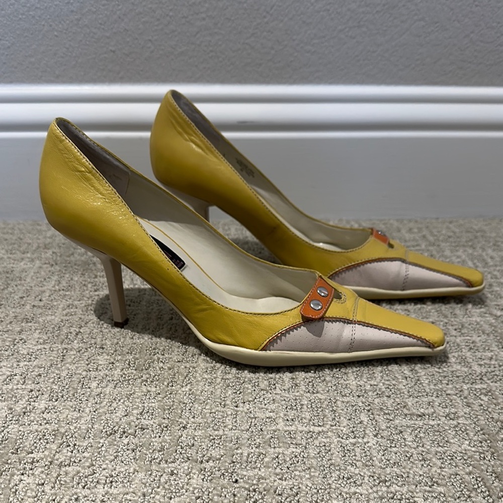 Steven by Steve Madden Yellow and Beige Women's Pumps